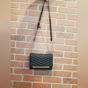Steve Madden Black crossbody purse/wallet